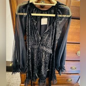 Chiffon and velvet mini cocktail dress by daughters of the Revolution. Size M